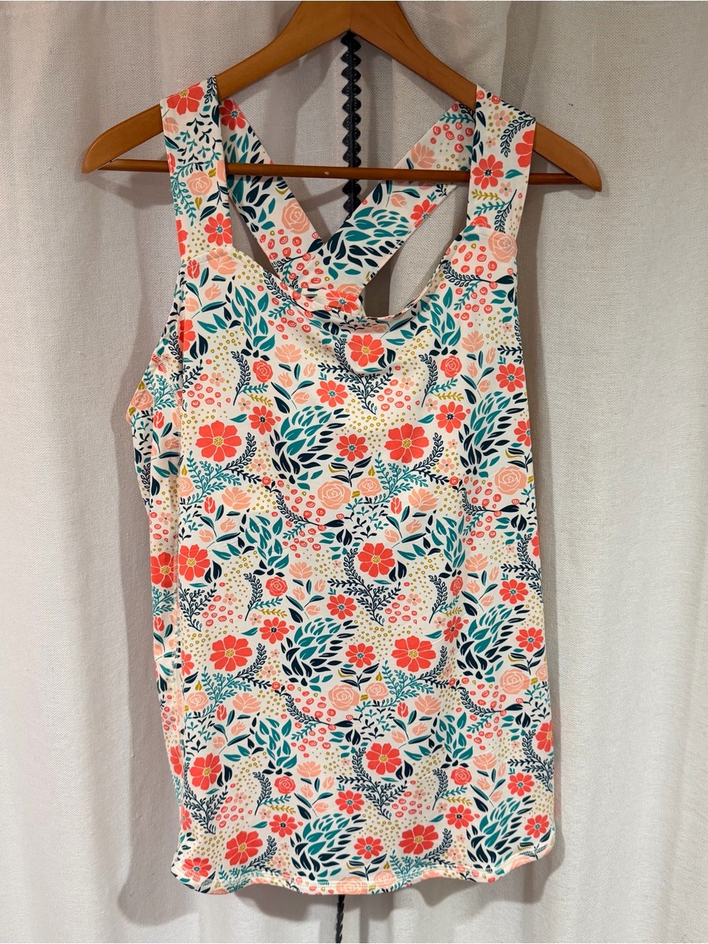 Duluth Trading Co Floral Tank Top Criss Cross Back Activewear Womens Large L